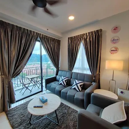 Ipoh Sunway Onsen Suites And Tambun Guesthouse , 3-14Pax 2Parking By Iwh Exterior photo