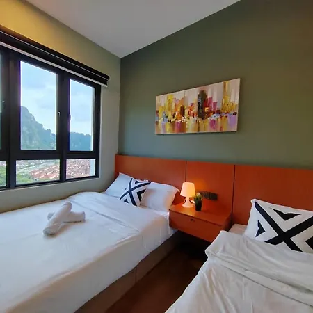 Ipoh Sunway Onsen Suites And Tambun Guesthouse , 3-14Pax 2Parking By Iwh Exterior photo