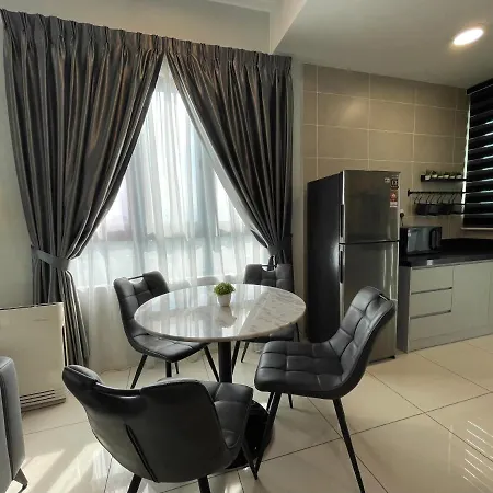 Ipoh Sunway Onsen Suites And Tambun Guesthouse , 3-14Pax 2Parking By Iwh Exterior photo