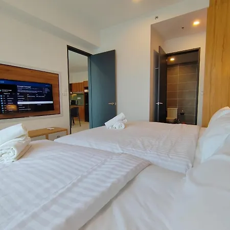 Ipoh Sunway Onsen Suites And Tambun Guesthouse , 3-14Pax 2Parking By Iwh Exterior photo