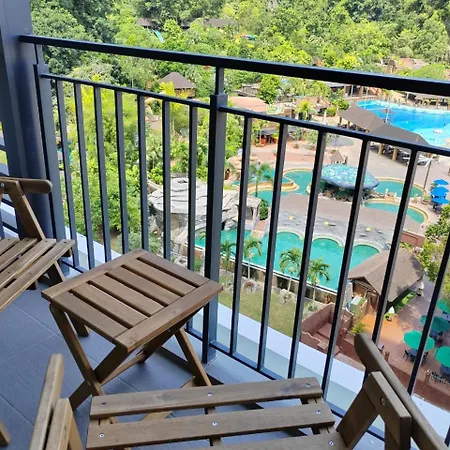 Ipoh Sunway Onsen Suites And Tambun Guesthouse , 3-14Pax 2Parking By Iwh Exterior photo