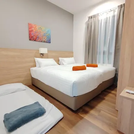 Ipoh Sunway Onsen Suites And Tambun Guesthouse , 3-14Pax 2Parking By Iwh Exterior photo