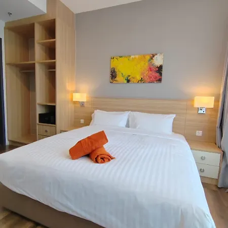 Ipoh Sunway Onsen Suites And Tambun Guesthouse , 3-14Pax 2Parking By Iwh Exterior photo