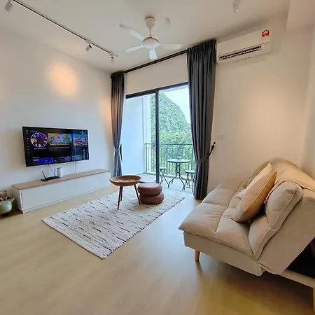 Ipoh Sunway Onsen Suites And Tambun Guesthouse , 3-14Pax 2Parking By Iwh Room photo