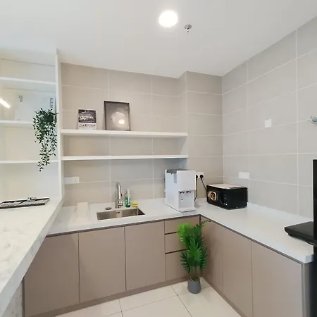 Ipoh Sunway Onsen Suites And Tambun Guesthouse , 3-14Pax 2Parking By Iwh Exterior photo